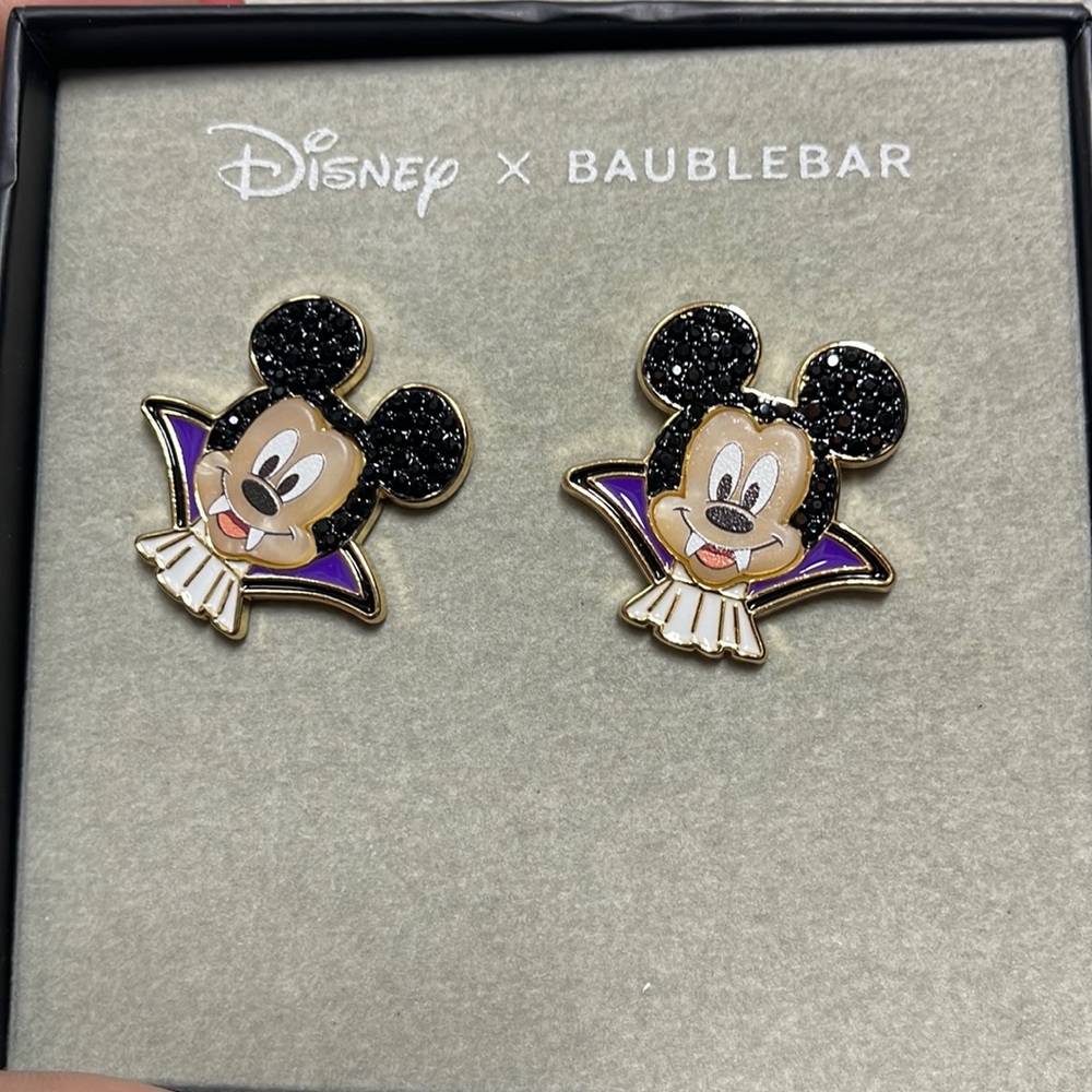 Baublebar earrings X Disney Halloween Edition